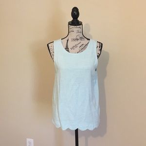 Scalloped bottom top